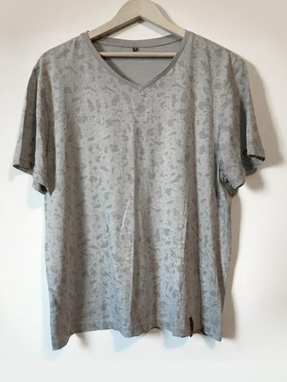 OneWay Animal Illustration Graphic Tee 100% Cotton V-Neck XL